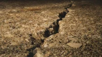 ilustrasi_dampak_gempa_1719796567
