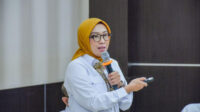 1000306426-acd6433c285bcdab943bb3e28a540f35